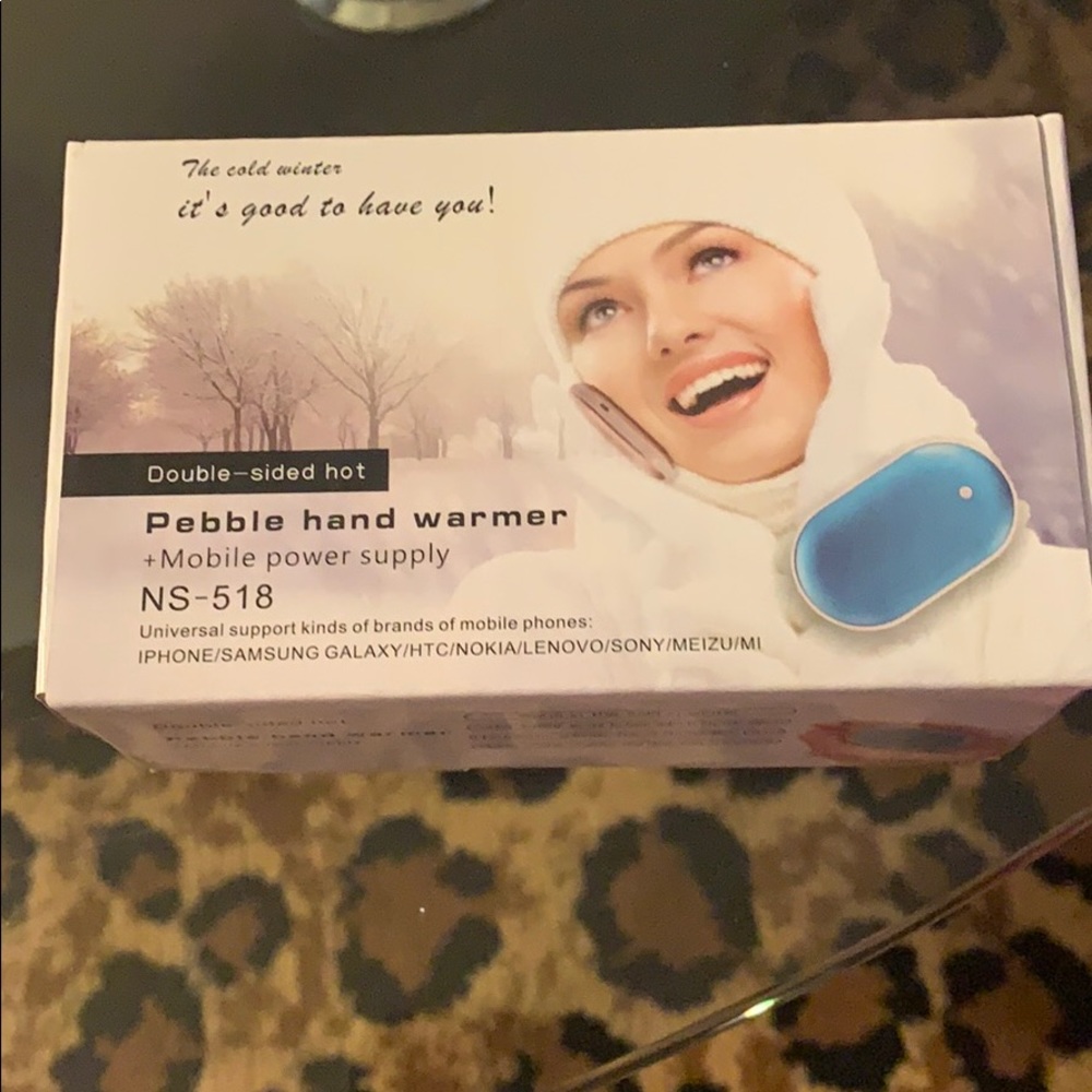 Pebble hand warmer